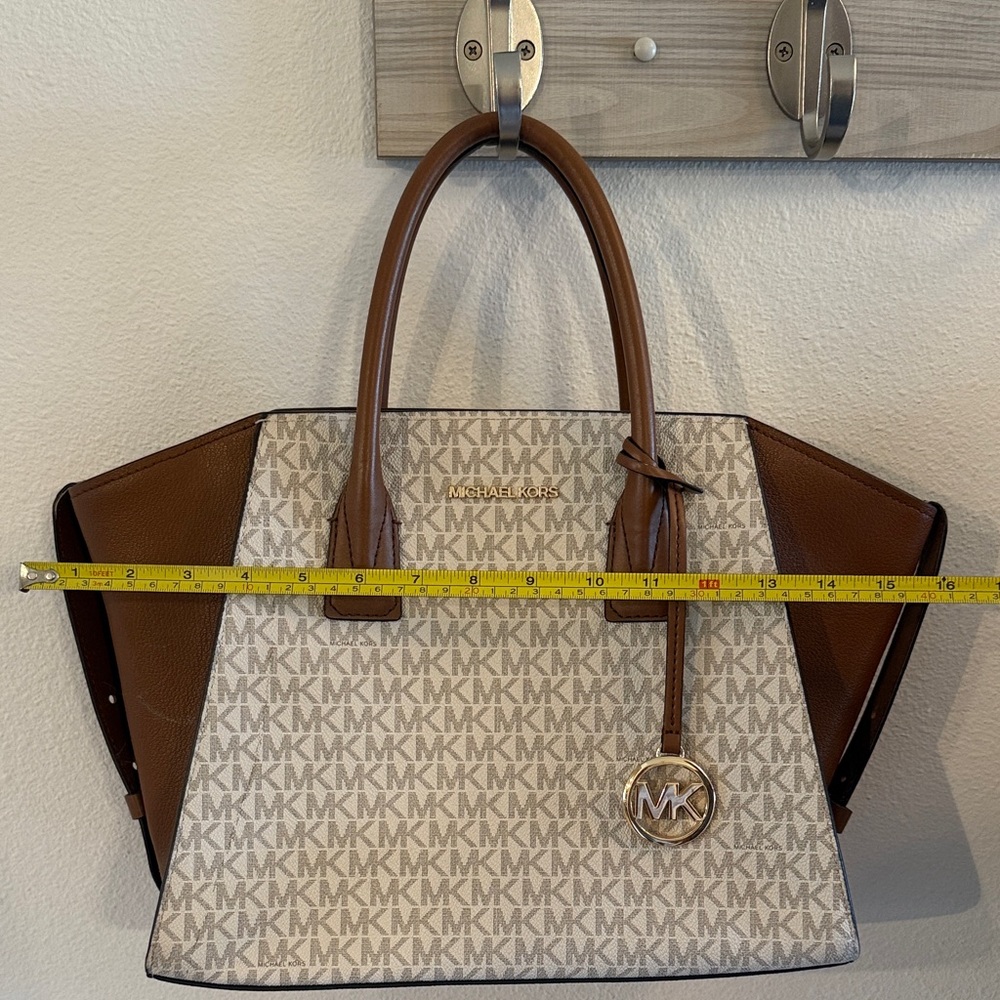 Michael Kors Brown and Cream Tote Bag - Picture 3 of 4